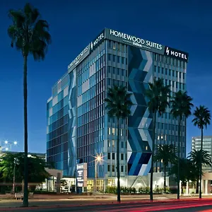 Homewood By Hilton Angeles International Airport מלון
